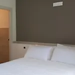 בית הארחה Casa Villaggio Laguna 3*