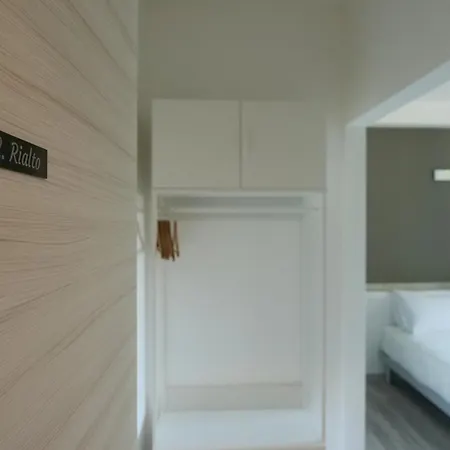 Casa Villaggio Laguna Pensión 3*